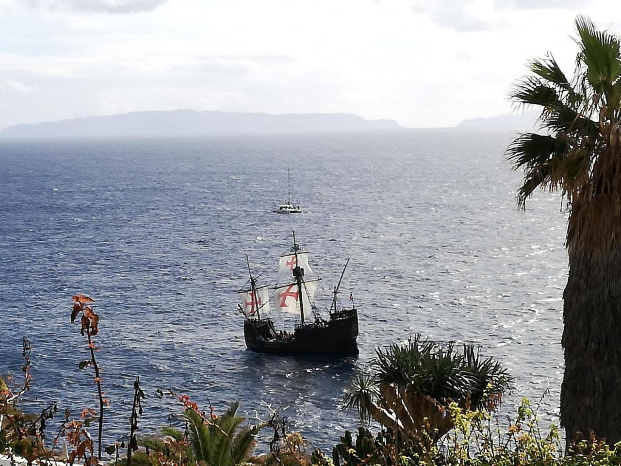 Chuva De Prata * Canico (Madeira)